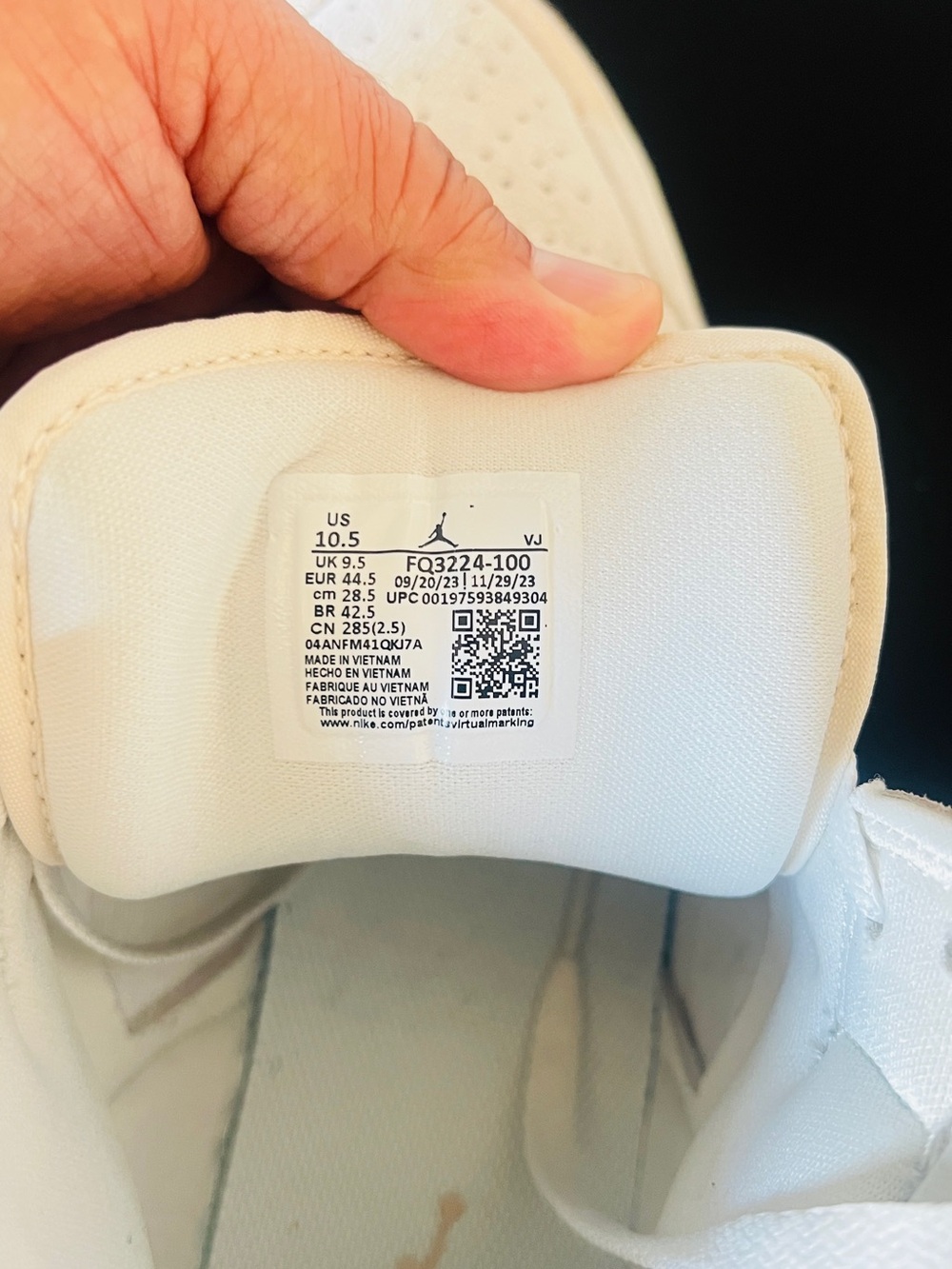 Men's Air Jordan 1 Mid SE Craft - Picture 4 of 5